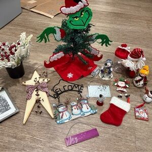 Christmas Decor Set with Grinch and Snowmen